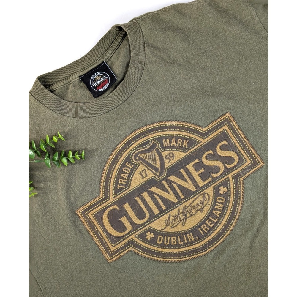XL🍺Vtg Official Guinness BeerT-shirt Big Leather Patch Embroidered Logo Ireland
